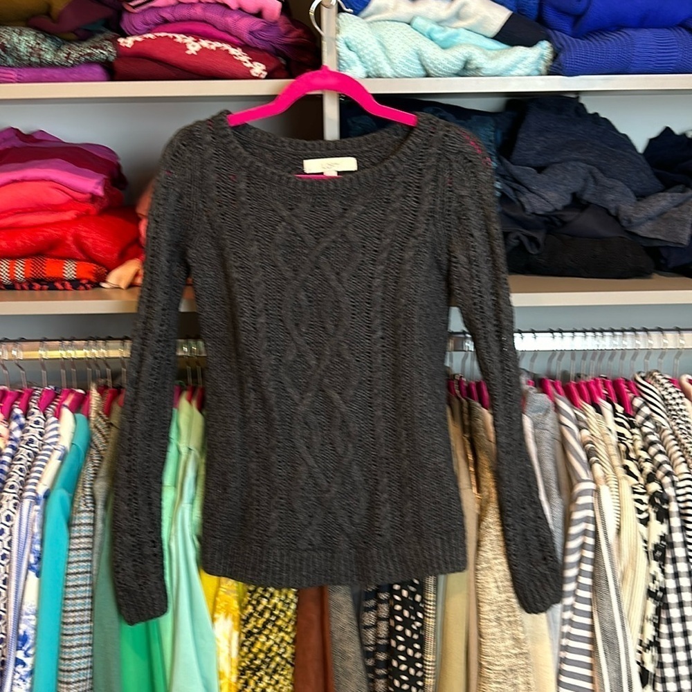 Loft dark gray long sleeve crew neck sweater size XS